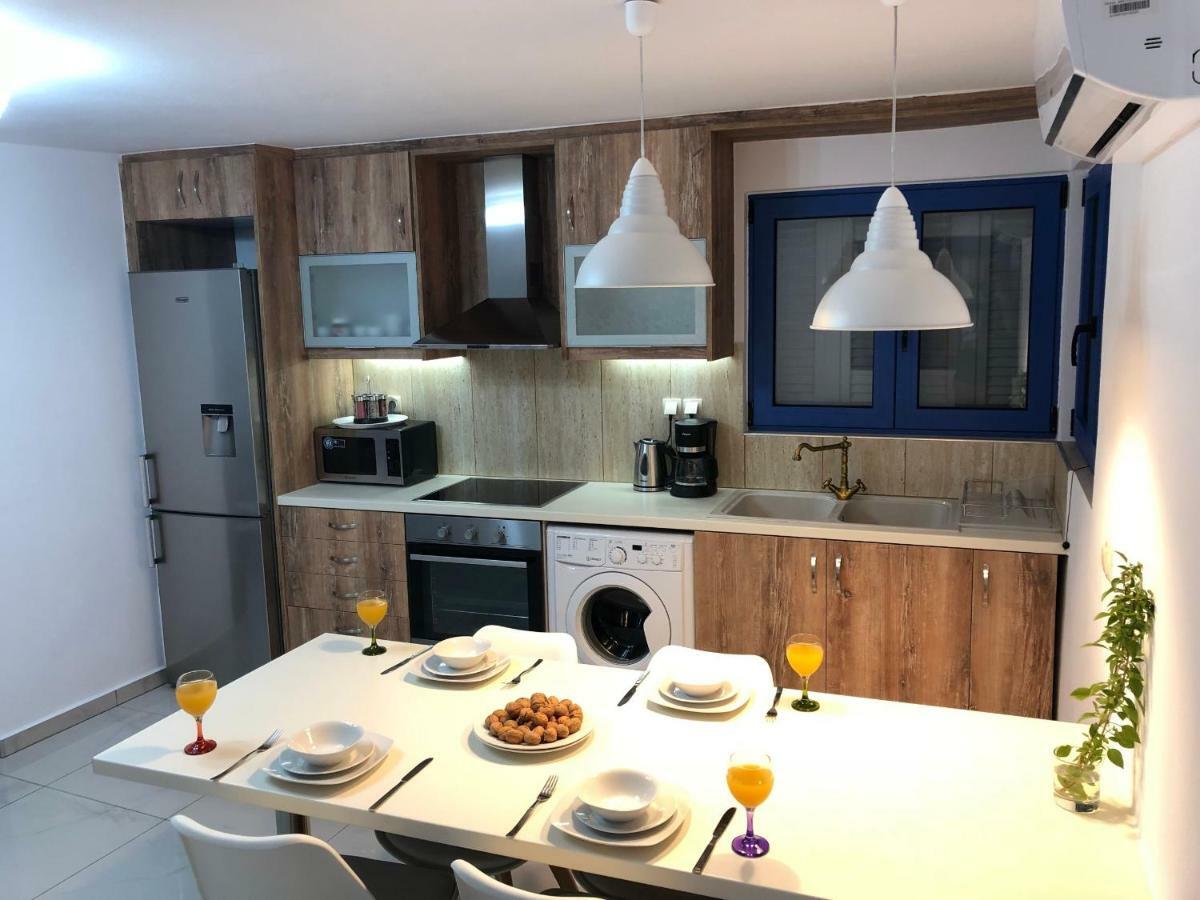 Wave Apartment Chania  Bagian luar foto
