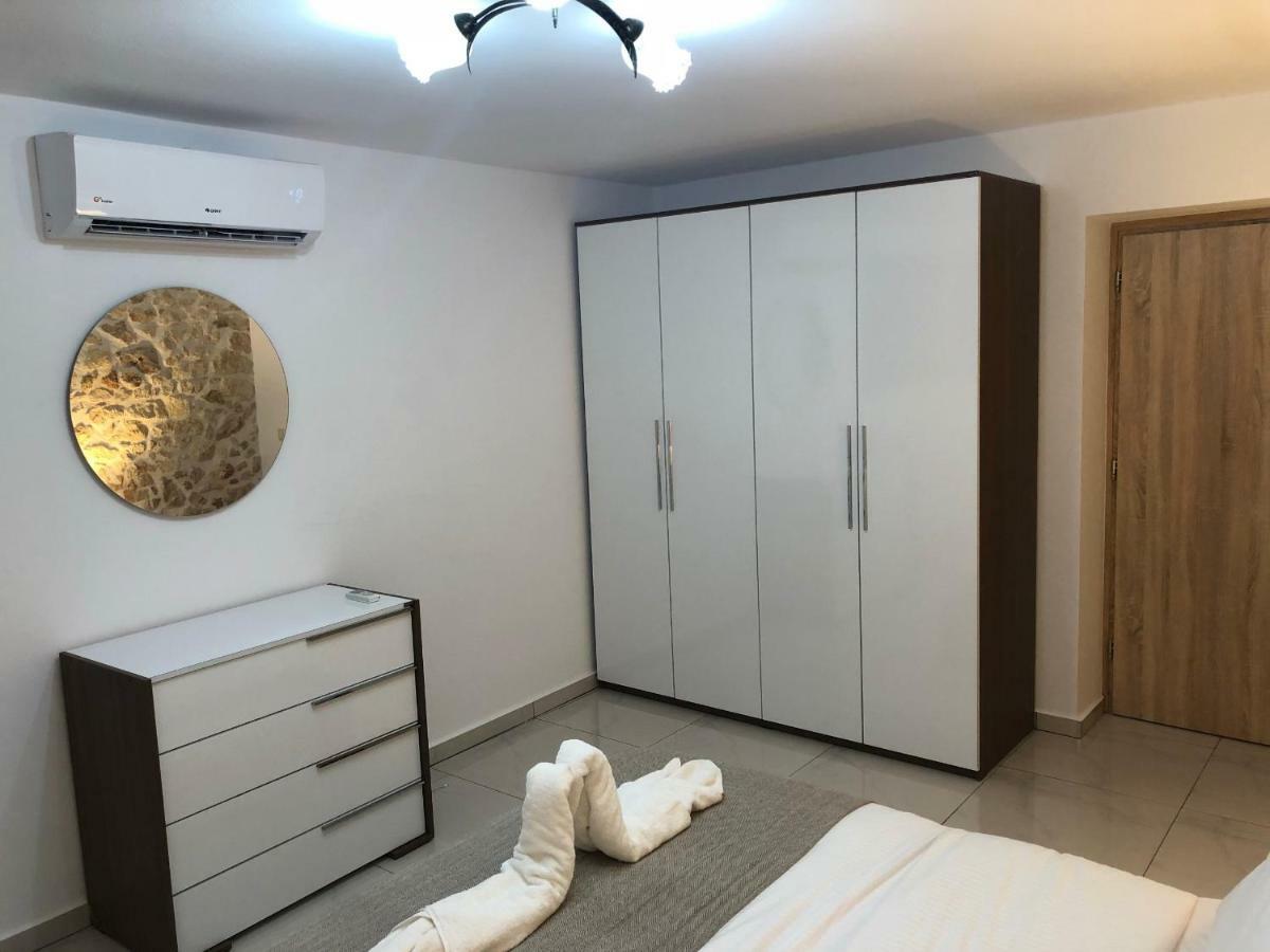 Wave Apartment Chania  Bagian luar foto